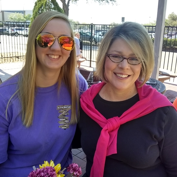 Welcome to Ann's Clothesline - Picture 6 of 6